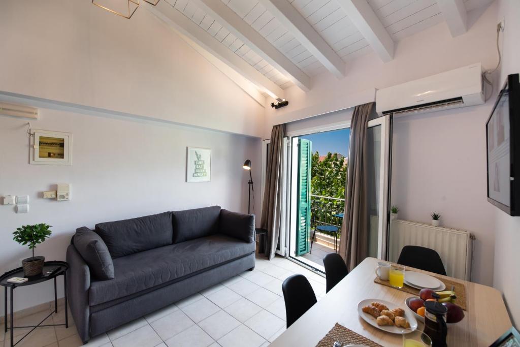 Χώρος καθιστικού στο Drakatos Apartments