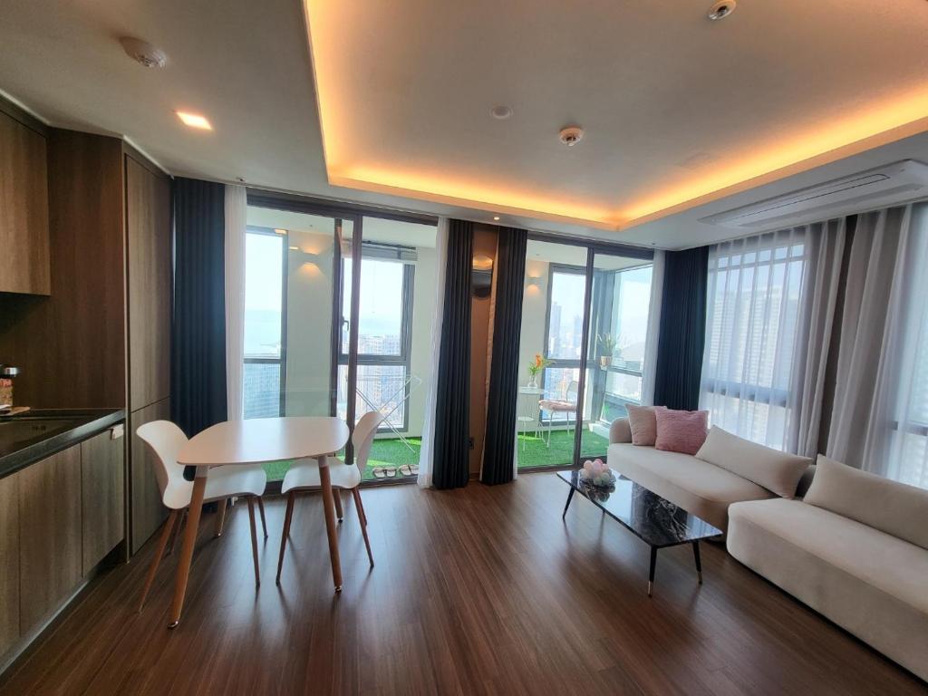 Posezení v ubytování ELBON the stay Haeundae beach ocean view