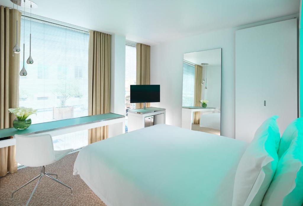 St Martins Lane London - Standard Accessible Room