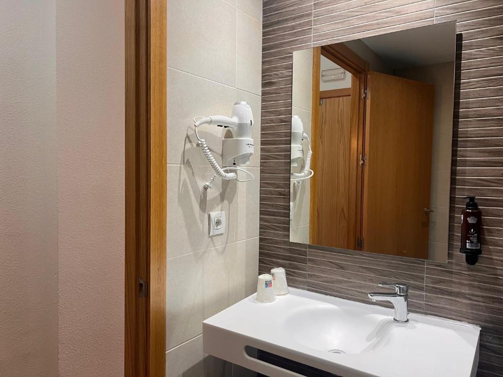 Hotel Montesol Benidorm - Resim 42