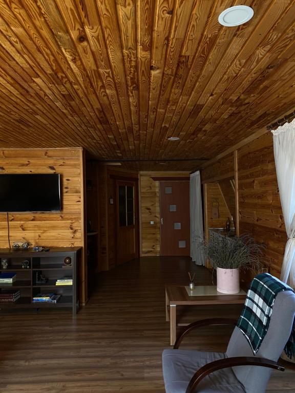 TV a/nebo společenská místnost v ubytování California