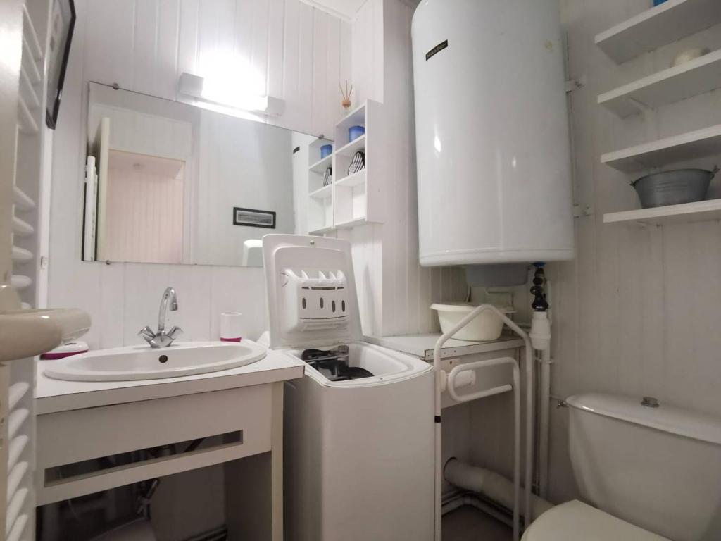 Fotografia z galérie ubytovania Appartement 2 Pièces+Cabine pour 6 avec Terrasse à Carnac - FR-1-377-72 v destinácii Carnac