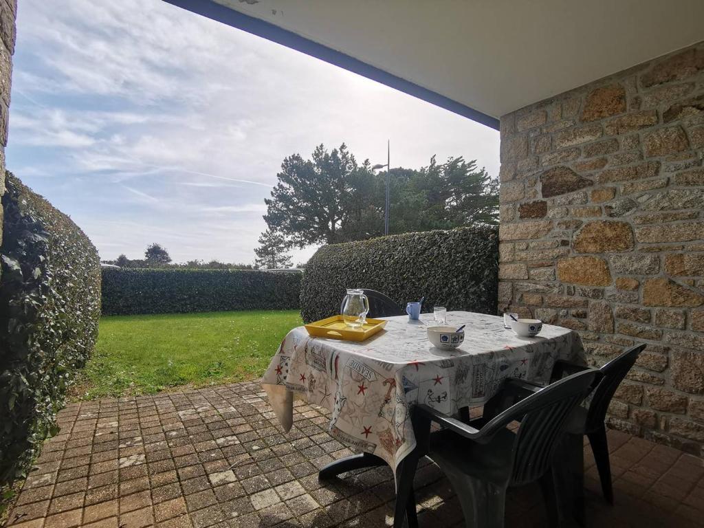 Fotografia z galérie ubytovania Appartement 2 Pièces+Cabine pour 6 avec Terrasse à Carnac - FR-1-377-72 v destinácii Carnac