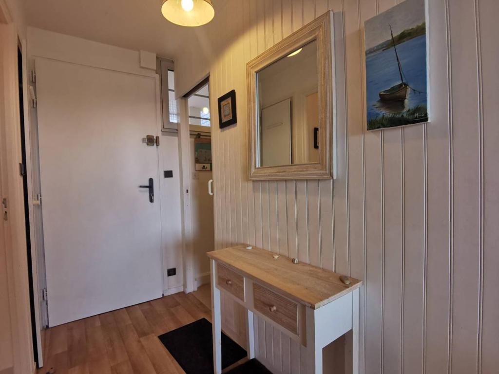 Fotografia z galérie ubytovania Appartement 2 Pièces+Cabine pour 6 avec Terrasse à Carnac - FR-1-377-72 v destinácii Carnac