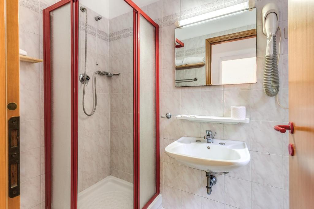 Hotel Altavilla 9 - Resim 8