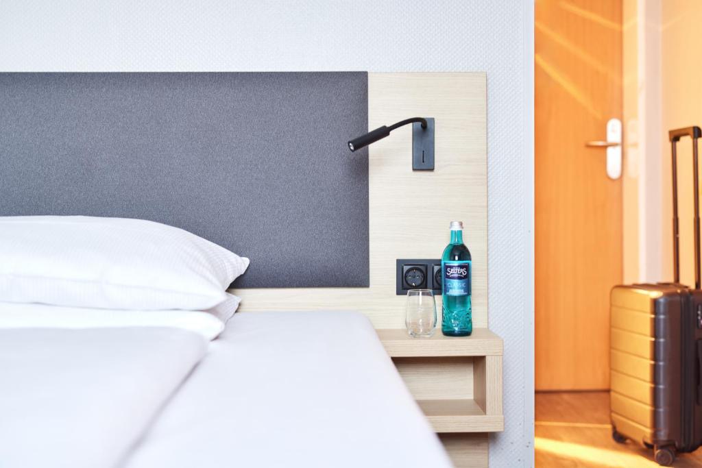 Hotel Central Hamburg - Resim 10