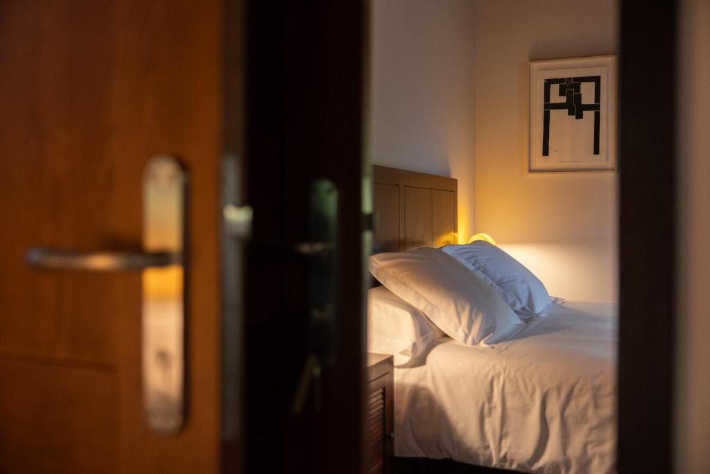 Olagaraia - Adults Only - 10