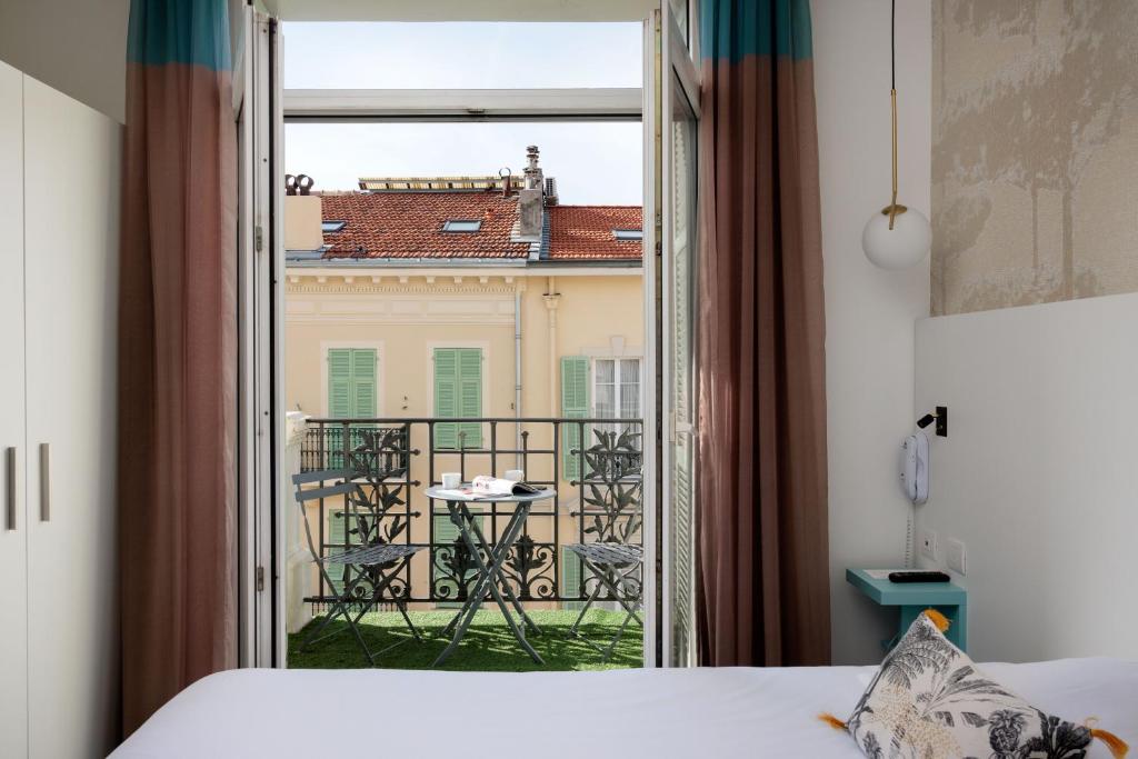 
Deluxe Double Room with Balcony
