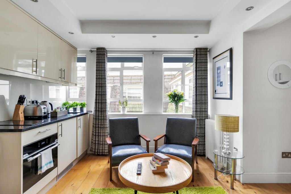 Nell Gwynn Chelsea Accommodation - Studio