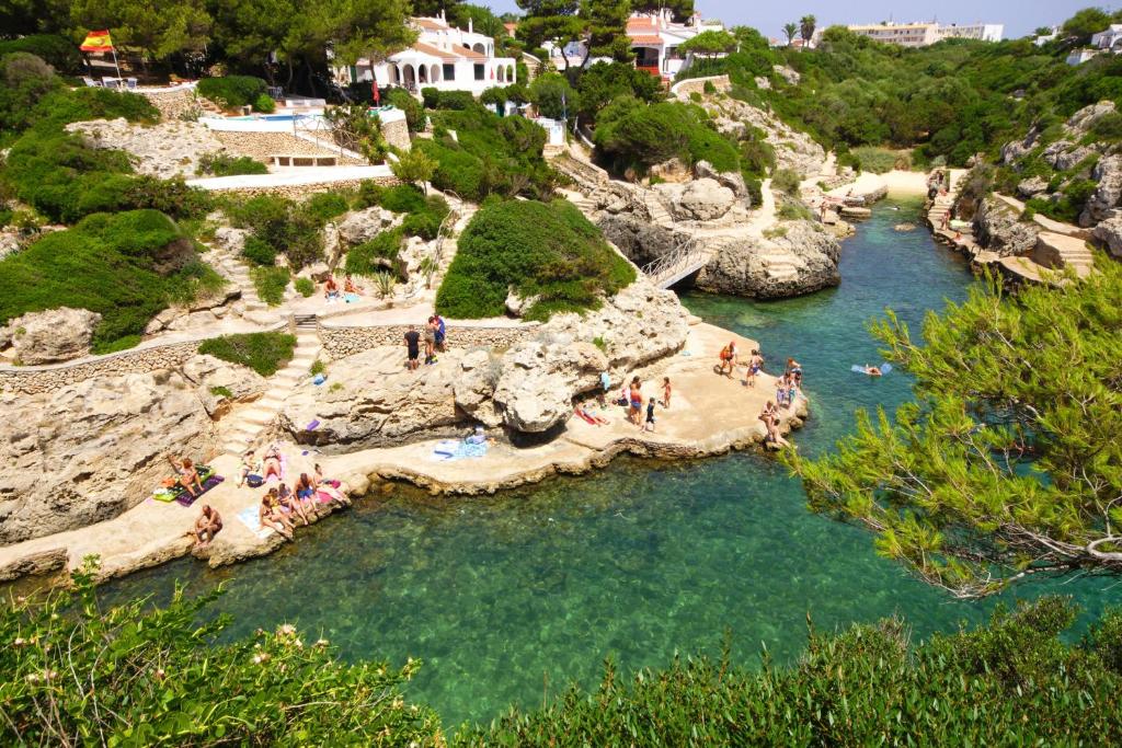 Globales Los Delfines, Cala en Blanes – Preus actualitzats 2023
