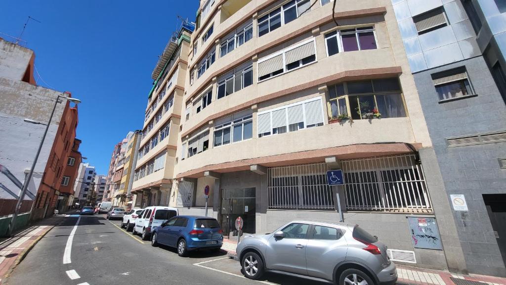 The building in which the holiday home is located