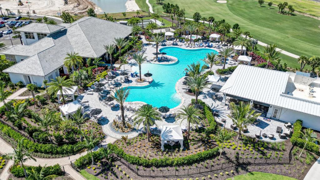 Azario Sunrise ! Active Lifestyle Community! Near AMI and Tampa