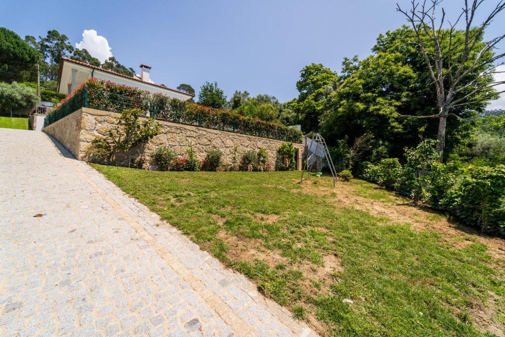 Zahrada ubytování Casa de Eiró by House and People