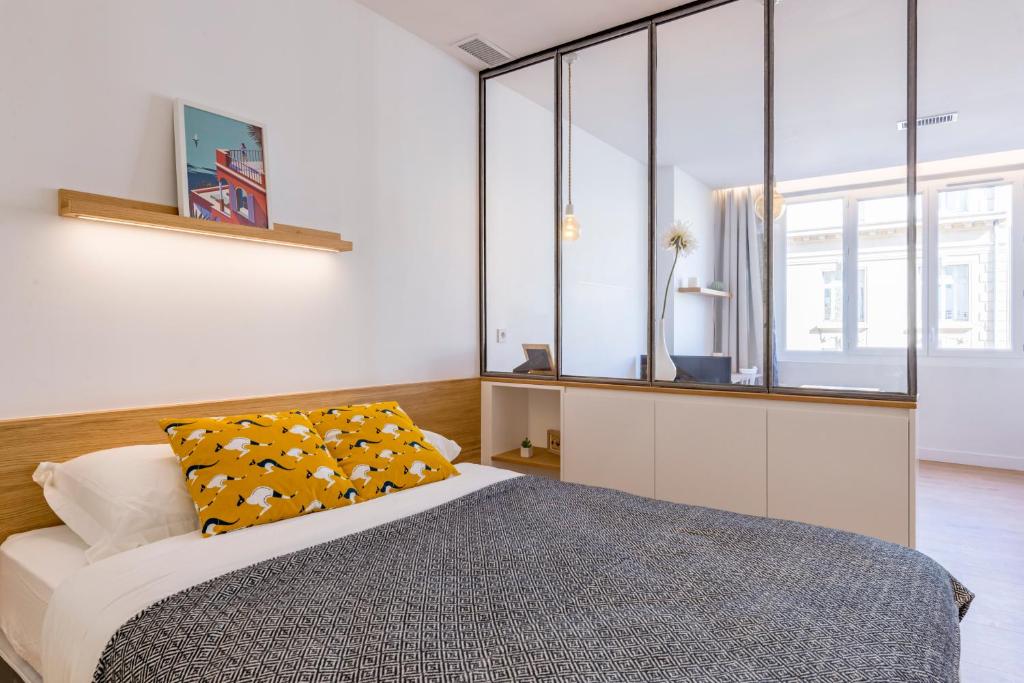 The Babel Community - République - Joliette - Resim 1