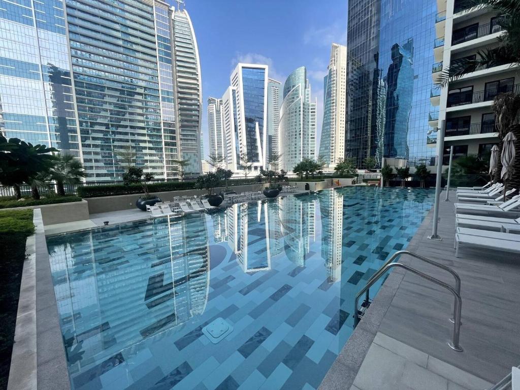 Fotografie z fotogalerie ubytování 1 Br In Zada Tower Business Bay v Dubaji