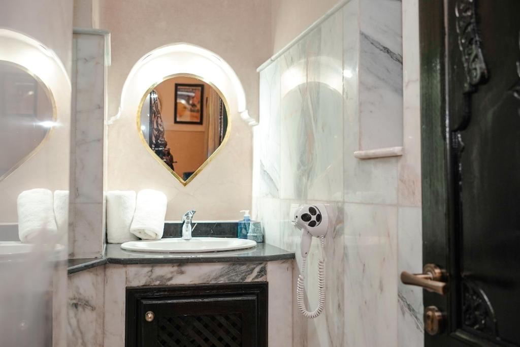 Koupelna v ubytování Riad Roummana Marrakech