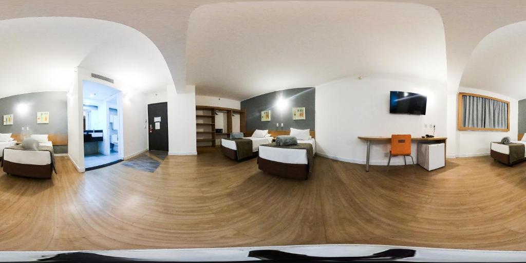 Hotel Mega Polo - Chambre Quadruple Supérieure