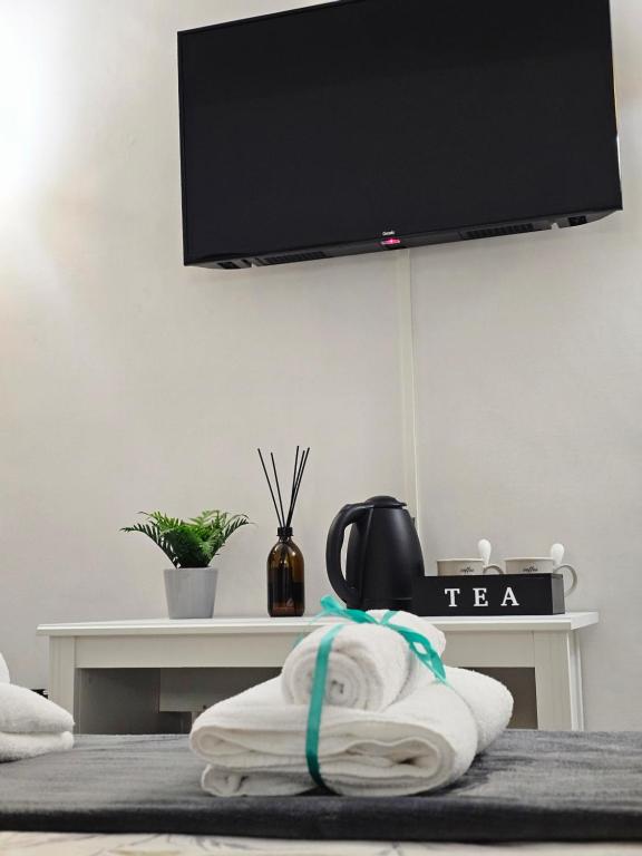 Termini Palace Guesthouse - Double Room With Private Bathroom