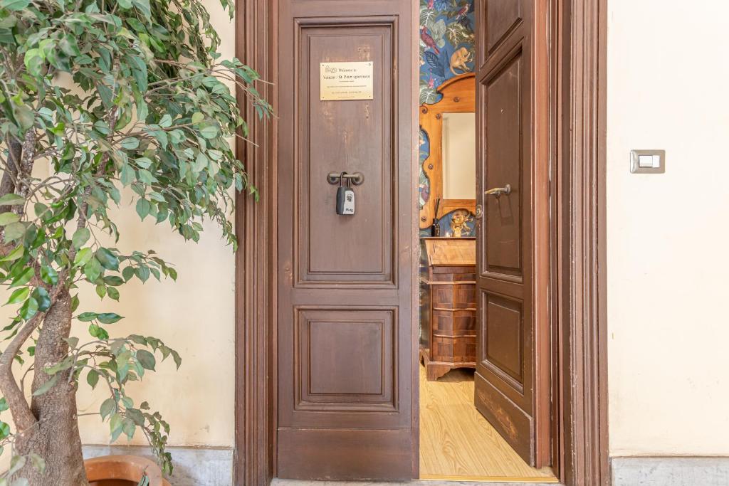 Vatican St Peter 2 bedrooms 2 bathrooms apartment
