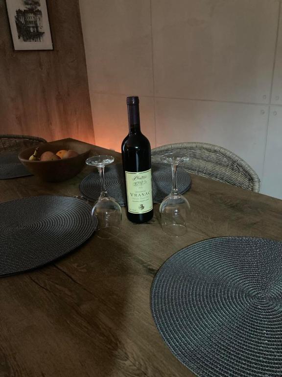 Nápoje v ubytování Aja apartman Family lux Divčibare