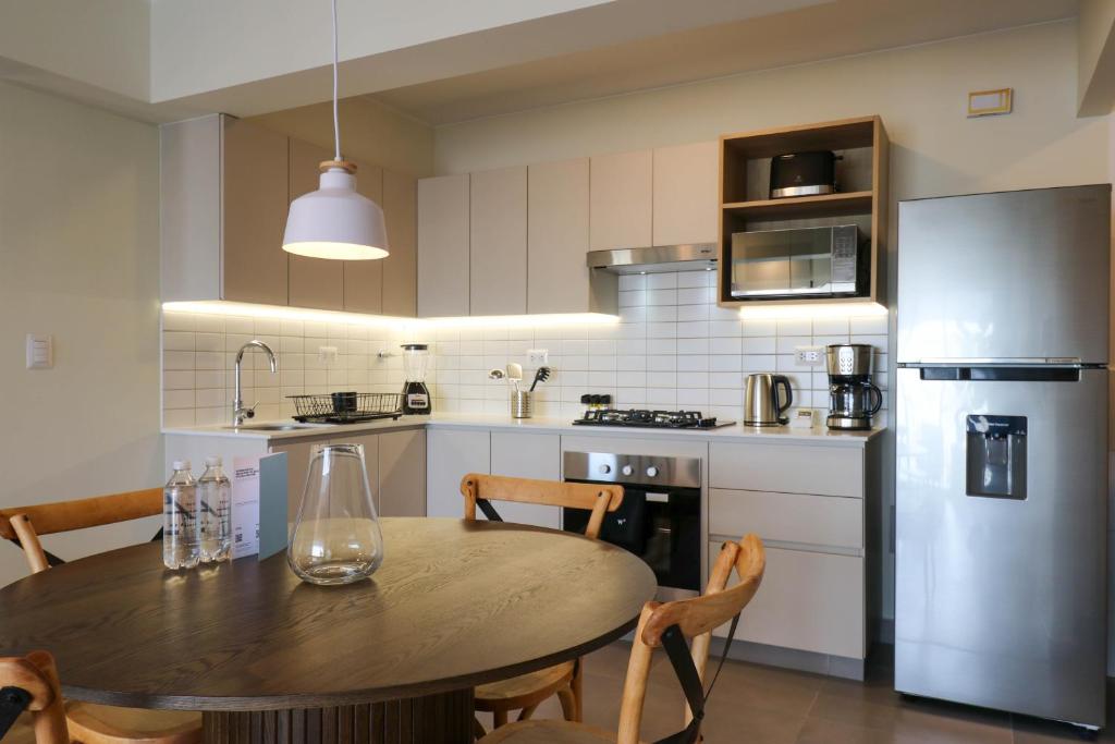 Kuchyň nebo kuchyňský kout v ubytování Pod by Wynwood House