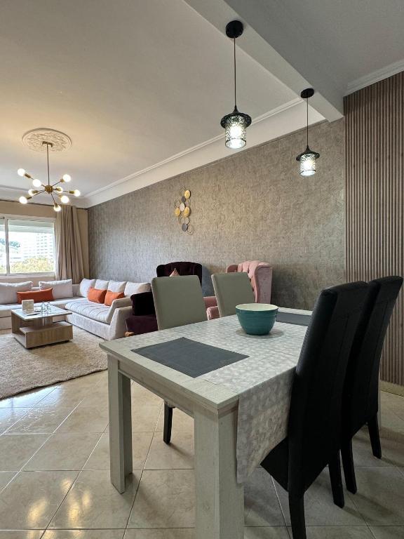 Een zitgedeelte bij Studio Plage Malabata tanger