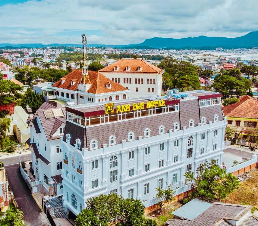 Vedere de sus a Anh Đức Hotel Đà Lạt