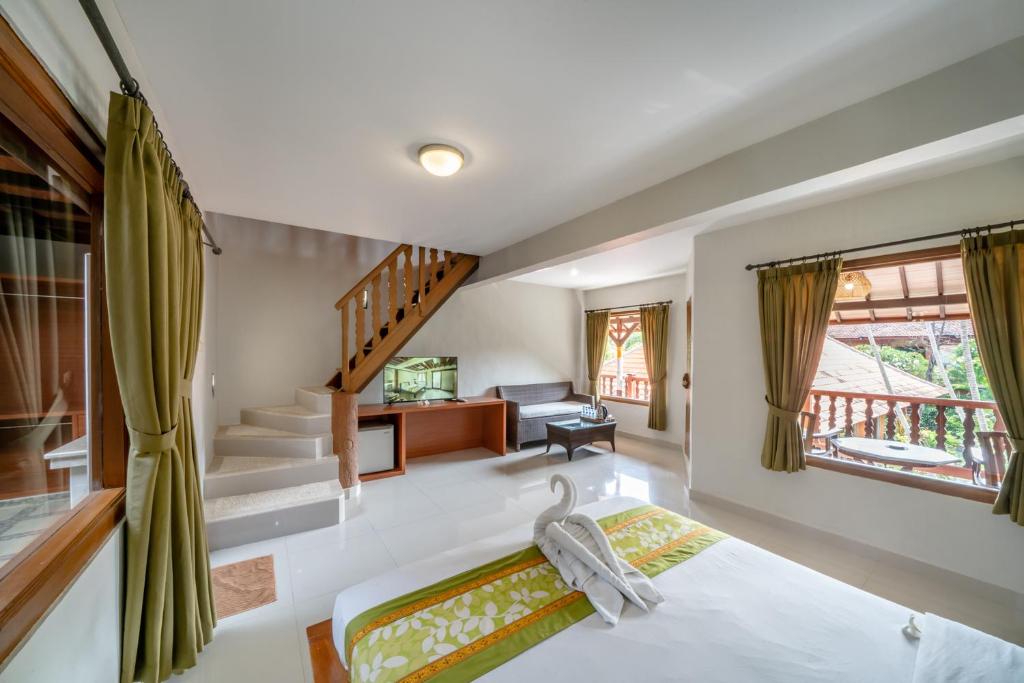 Three Brothers Bali Legian Bungalows & Villas - Family Room