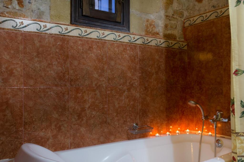 Klymeni Traditional Homes - 19