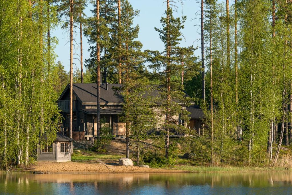 Beautiful lakeside Villa Vetojärvi - Villa