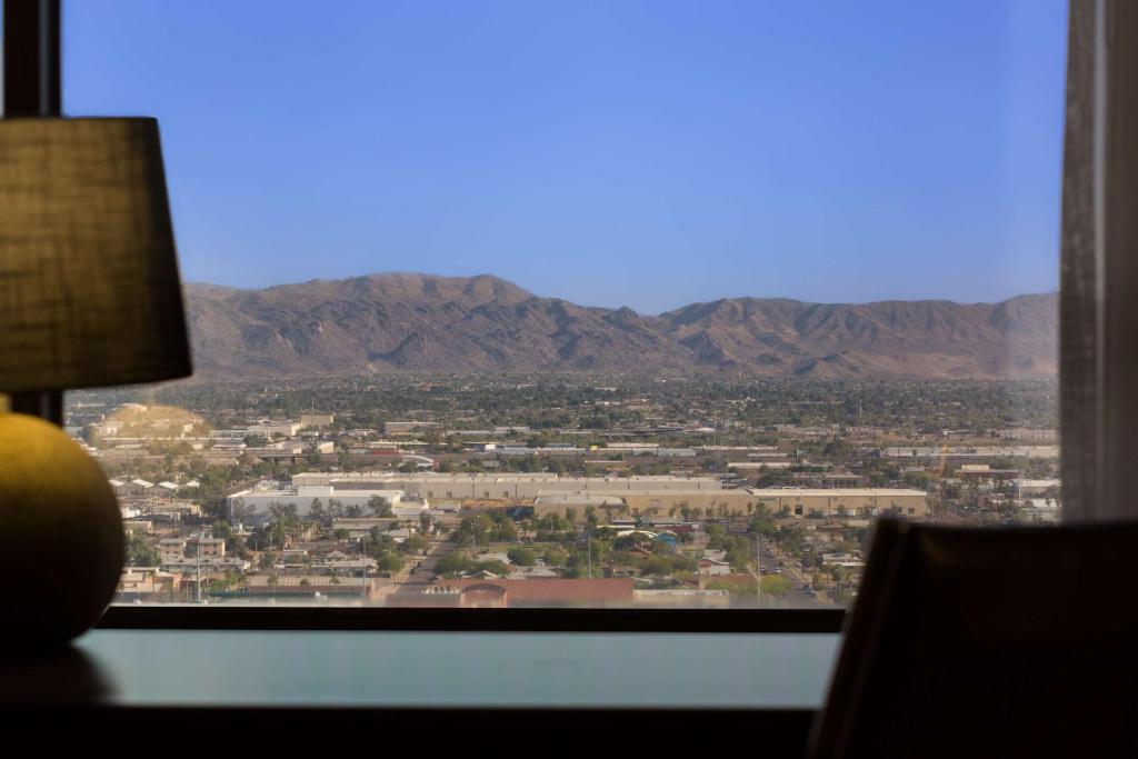 Hyatt Regency Phoenix - Ecke King Room