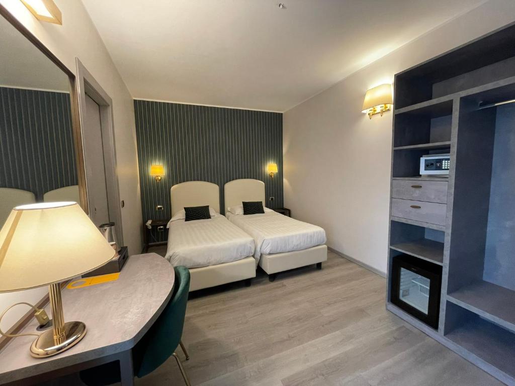 Hotel Florence Milano - Resim 30