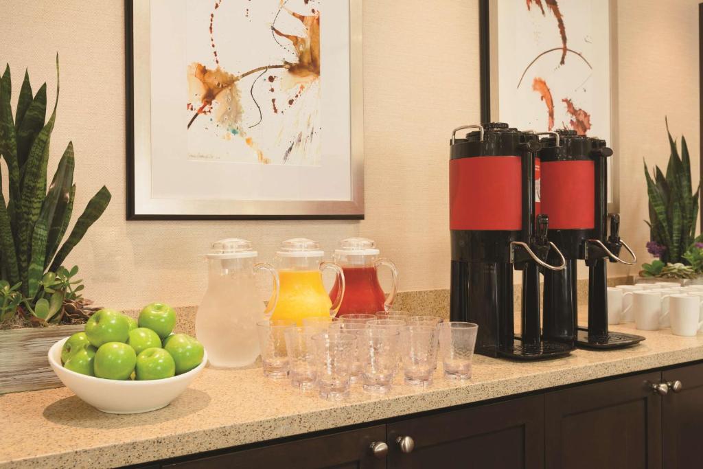 Hyatt Place at Anaheim Resort / Convention Center photo