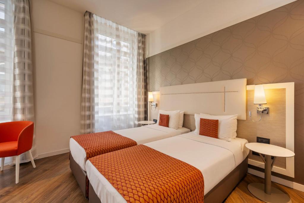 Ikonik Parlament - Resim 42