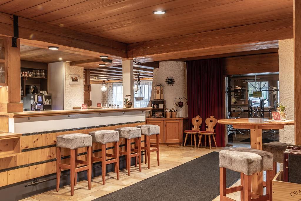 Lounge nebo bar v ubytování Hotel Löwen