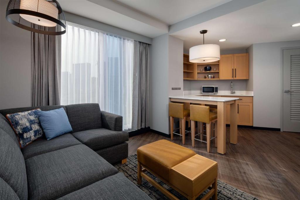 Hyatt Place Boston/Seaport District - Suite King De Una Habitación Con Sofá Cama