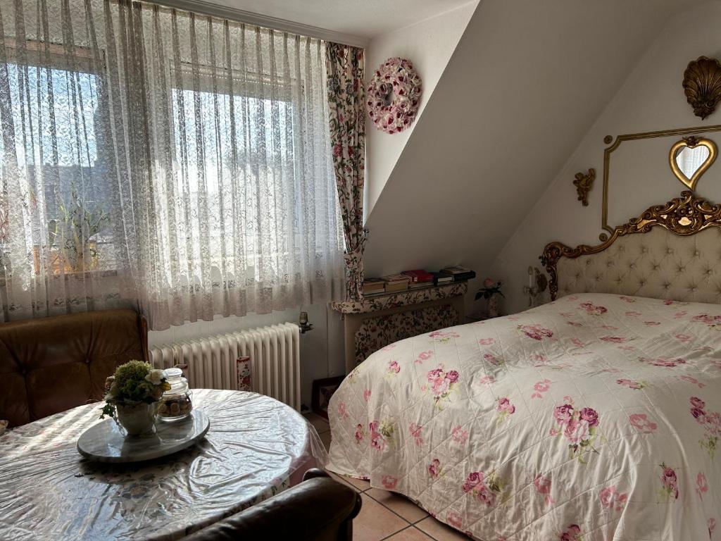 Postel nebo postele na pokoji v ubytování Haus Wessel