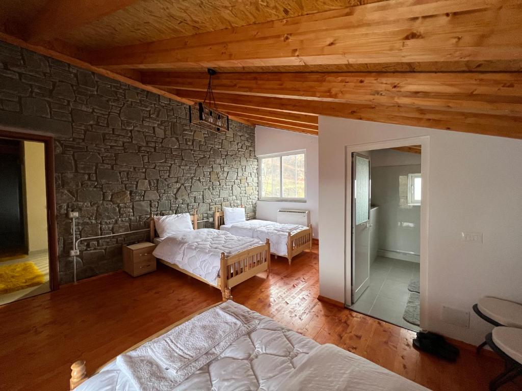 Xhaferri Guesthouse - Comfort Triple Room