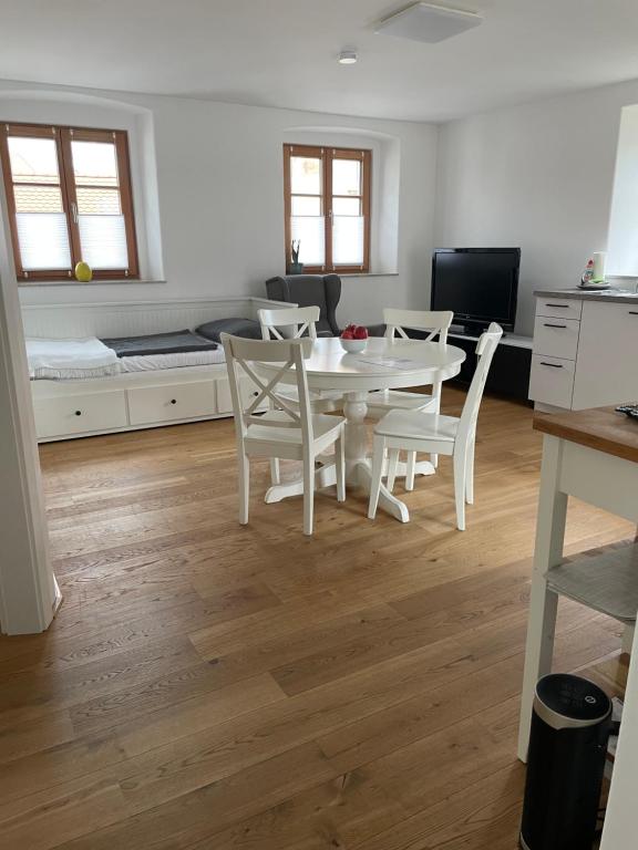 A kitchen or kitchenette at Altes Winzerhaus in der Wachau - neu renoviertes Haus mit Terrasse