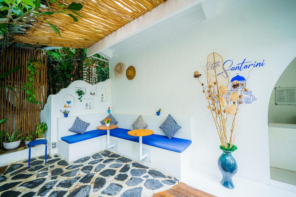 Shortcut Breeze Guest House - 11