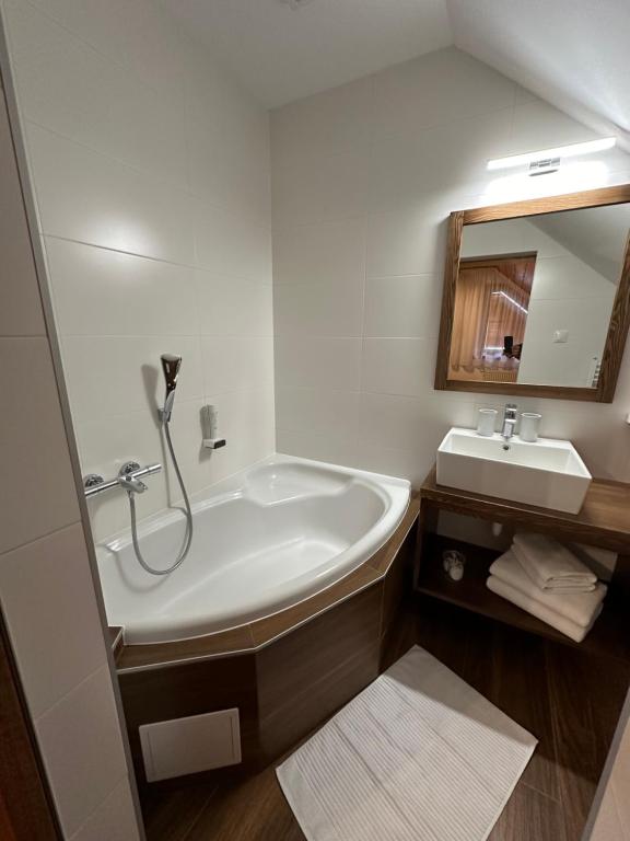 Penzión Gitka - Habitación Doble De Lujo Con Baño