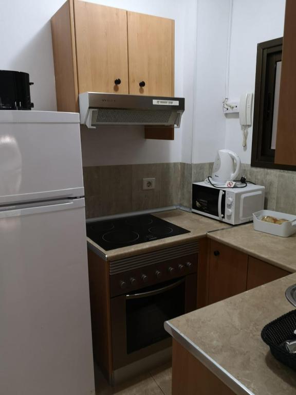 Kuchyňa alebo kuchynka v ubytovaní BKD1 - Apartamento entero a 50 metros PLAYA DE LAS CANTERAS