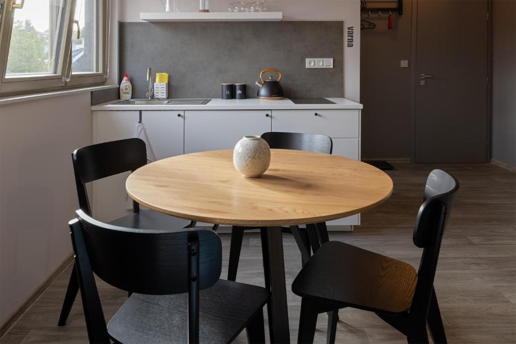 Kuchyň nebo kuchyňský kout v ubytování Apartmány v lomnickém pivovaru