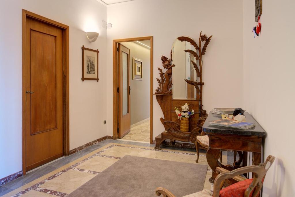 A seating area at Top Floor Aparthotel Bentivoglio