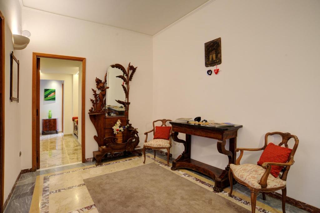 A seating area at Top Floor Aparthotel Bentivoglio