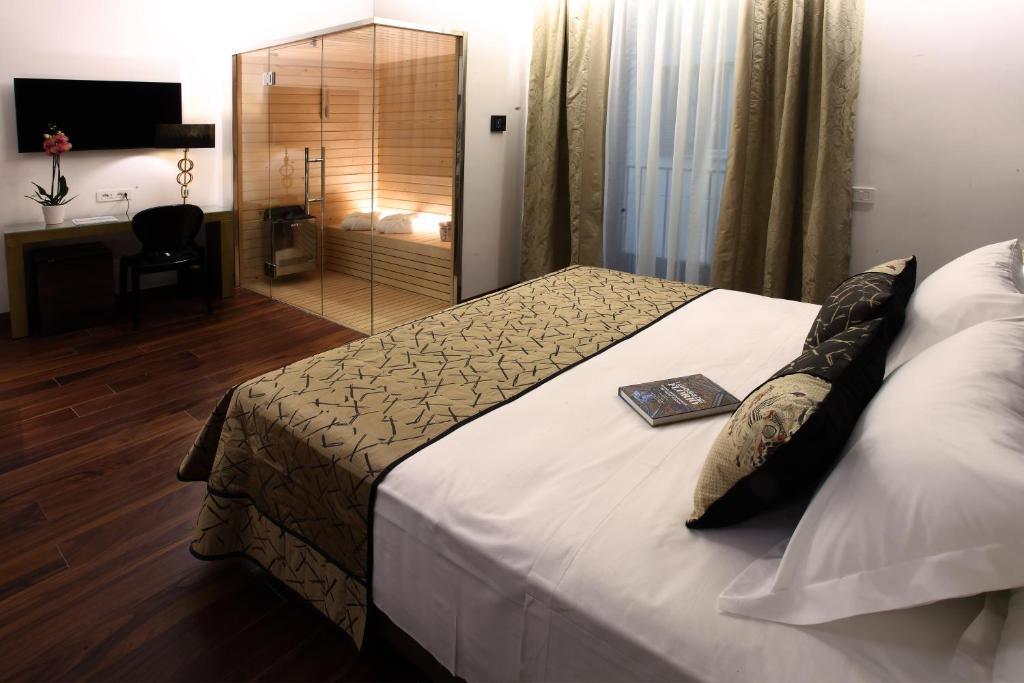 Palazzo Cartari - Resim 15