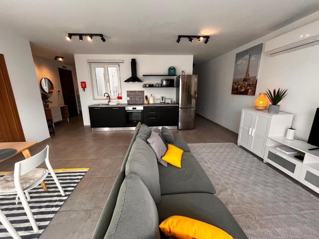 Imagen de la galería de The Willows apartment nr. 3, en Is-Swieqi