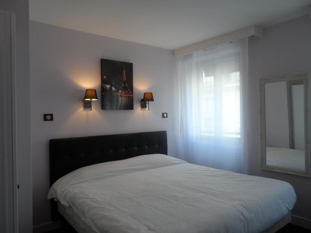 Prince Monceau - Resim 28