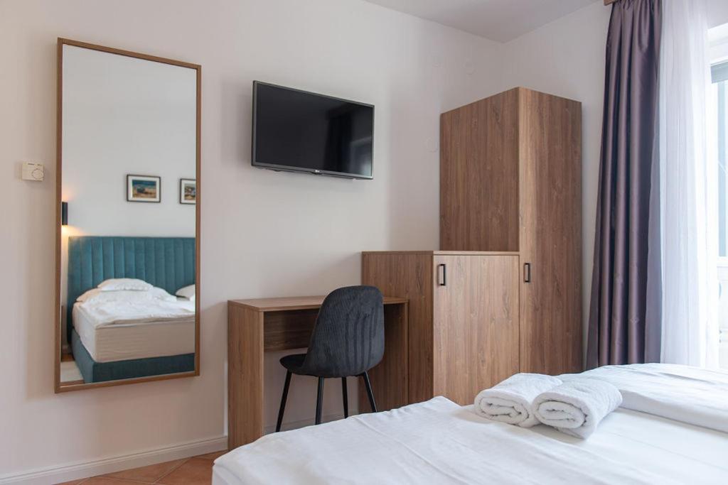 Postel nebo postele na pokoji v ubytování Bed & Breakfast Došen