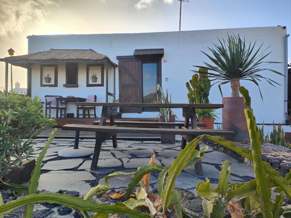 A balcony or terrace at Las Casitas Masdache
